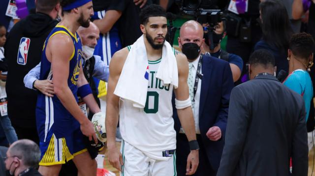 开云体育官方下载-新援加盟令塔图姆兴奋 总决赛兵败成为他蜕变动力